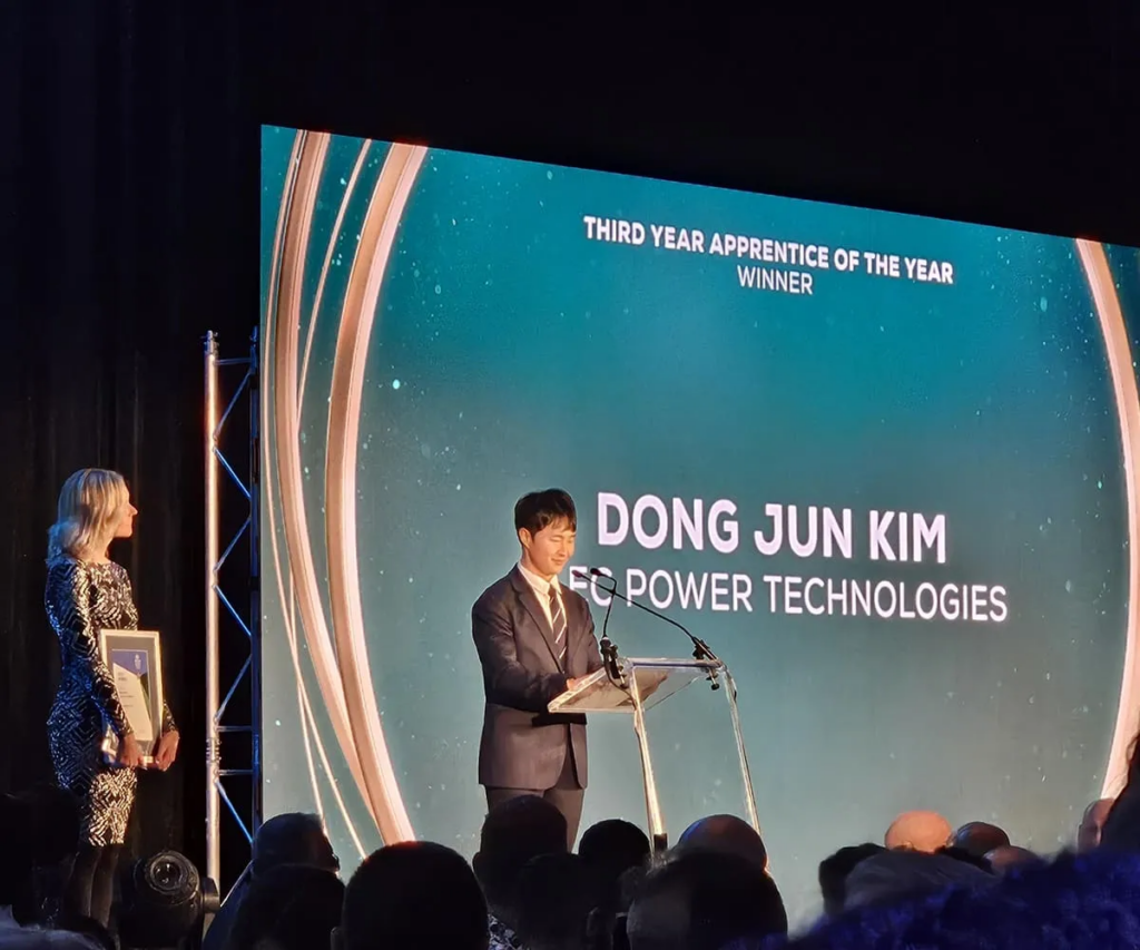 Professional-growth-EPT-Apprentice-receiving-an-award