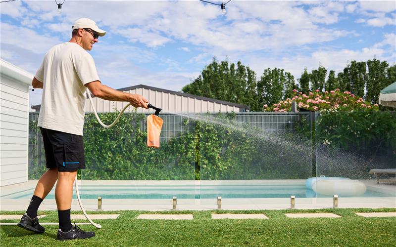 Get Your Lawn Winter-Ready with Organic Autumn Fertiliser